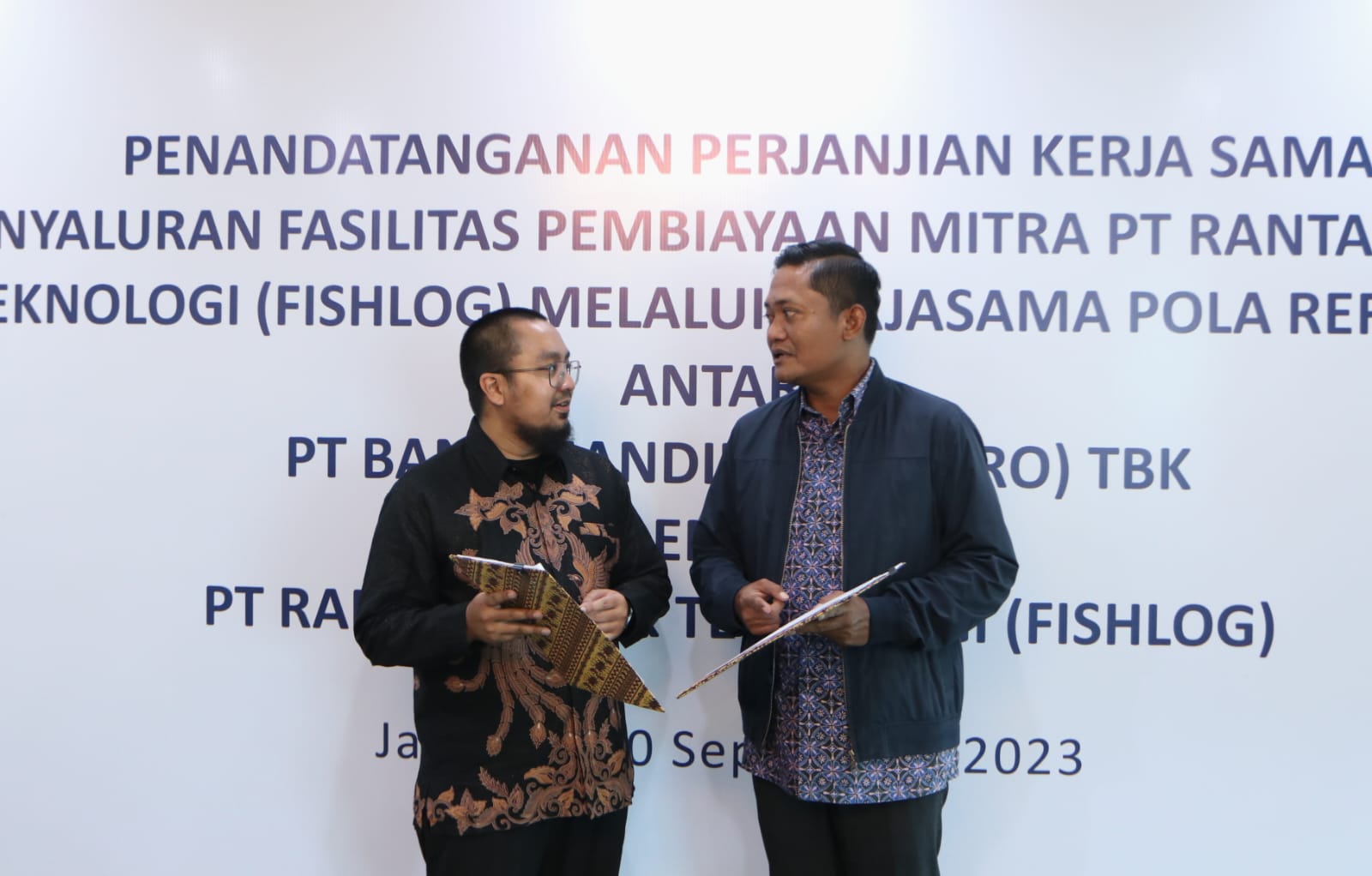 Dukung UMKM Go Digital, Bank Mandiri Menandatangani Kerja Sama Dengan FishLog