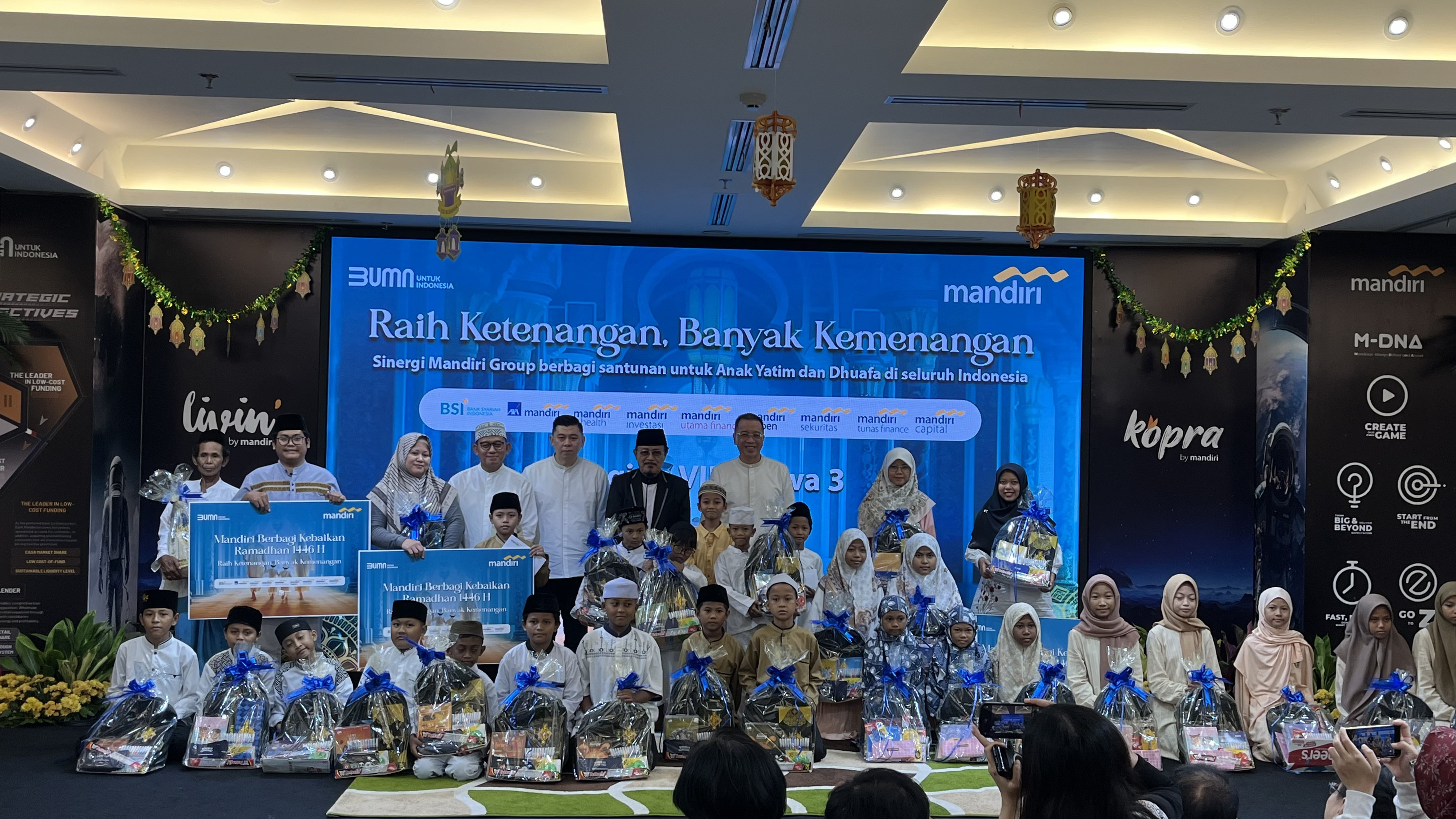 Berbagi Kebaikan Ramadan 1446 H,  Bank Mandiri Group Santuni 57.600 Anak Yatim, dan Lansia serta 668 Yayasan di Jawa Timur, santunan diberikan kepada 3.050 penerima dan 45 yayasan