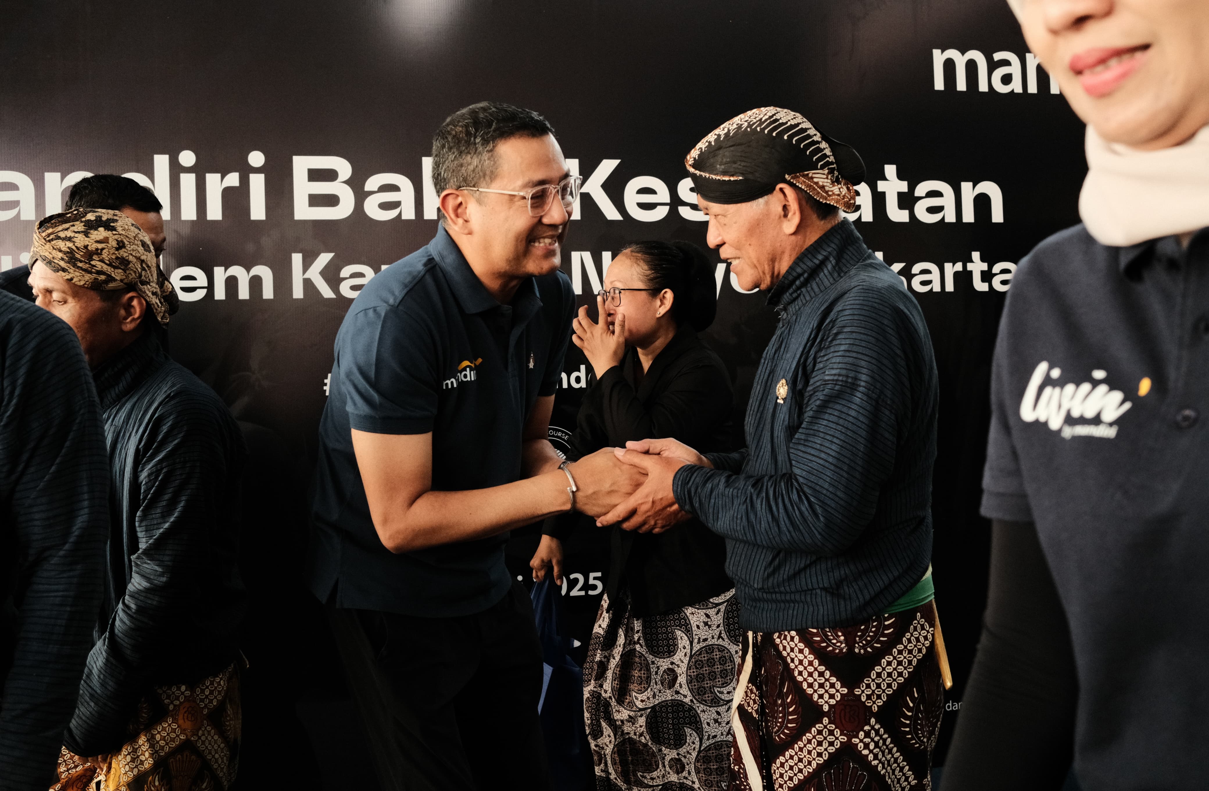 Bank Mandiri Layani 1.650 Abdi Dalem Jelang Jogja Marathon 2025