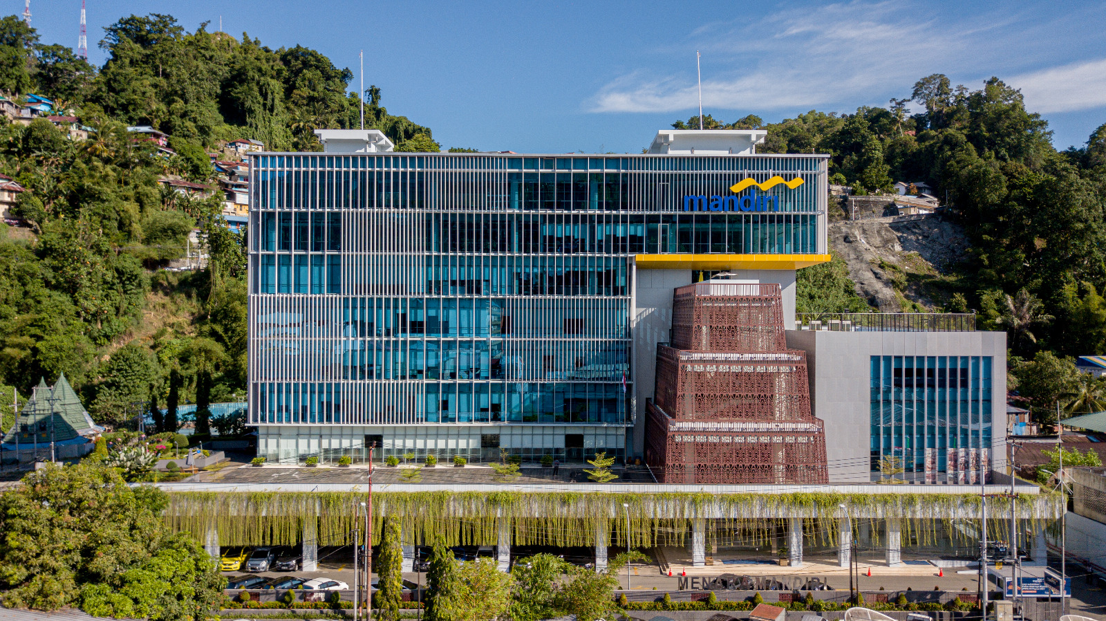 Konsiten Permudah Nasabah, Transaksi QRIS Antar Negara di Livin’ by Mandiri Tumbuh Tiga Kali Lipat