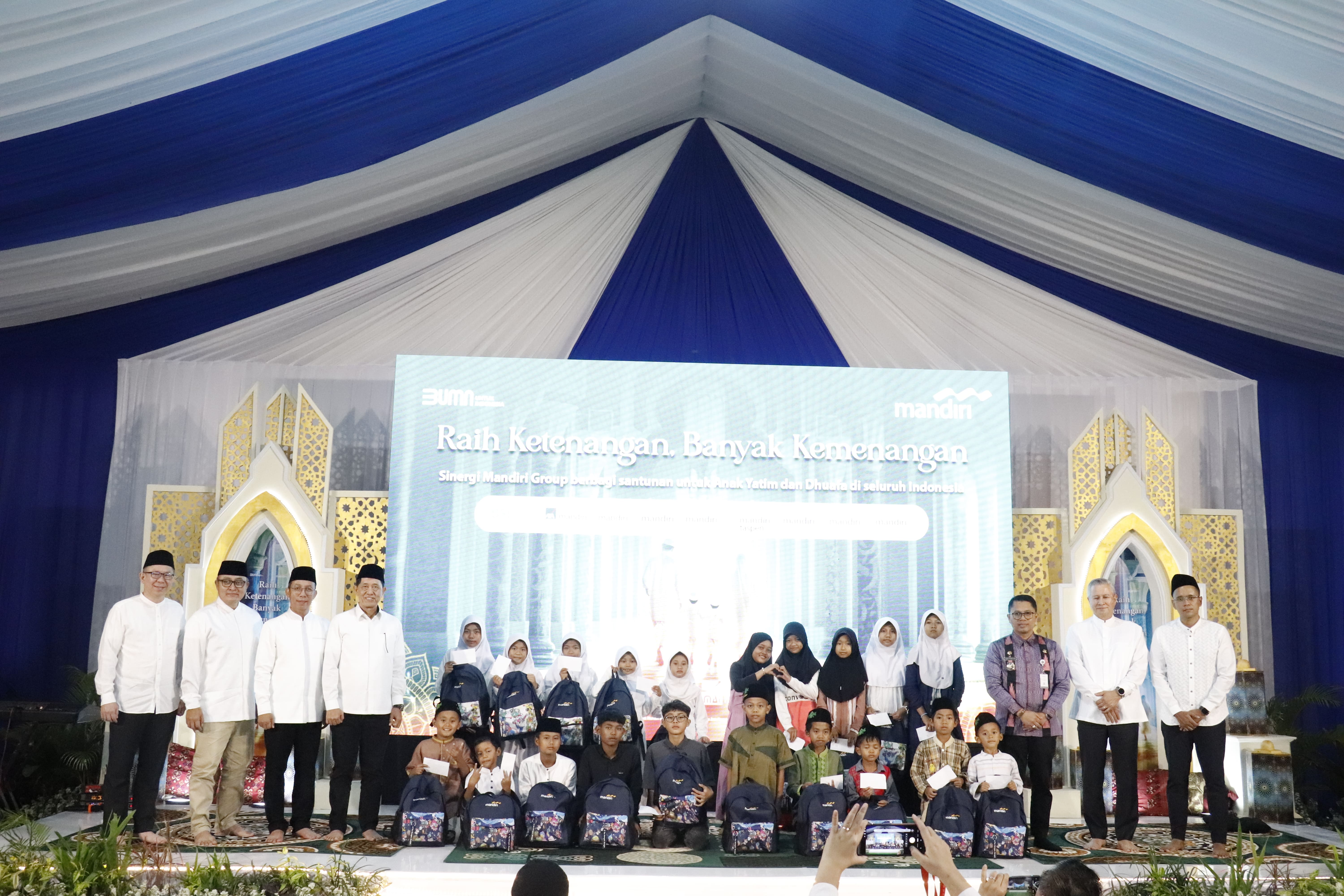 Berbagi Kebaikan Ramadan 1446 H, Bank Mandiri Group Santuni 57.600 Anak Yatim, Dhuafa dan Lansia serta 668 Yayasan di Jawa Tengah santunan diberikan kepada 3.200 penerima dan 45 yayasan